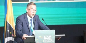 القنيطرة-سيارة تقتحم مقهى و اصابات طفيفة