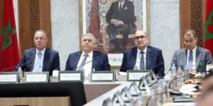 تصعيد متسارع في المواجهة: إيران تكثّف هجماتها وتُلوّح بصواريخ فرط صوتية.. دعم باكستاني وصيني يُغيّر المعادلة